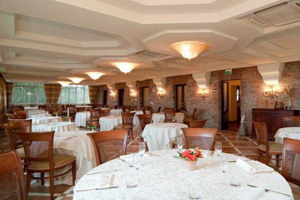 Hotel Perusia Perugia Restoran fotoğraf